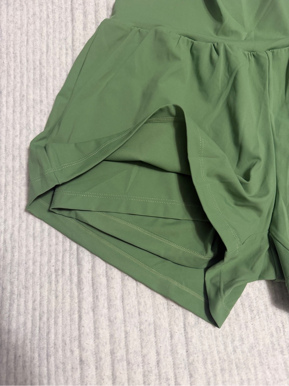 Halara High-Waist Olive Green Women’s Active Shorts - Picture 4 of 8